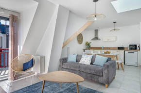 À 50m de la plage, bel appartement sous les toits